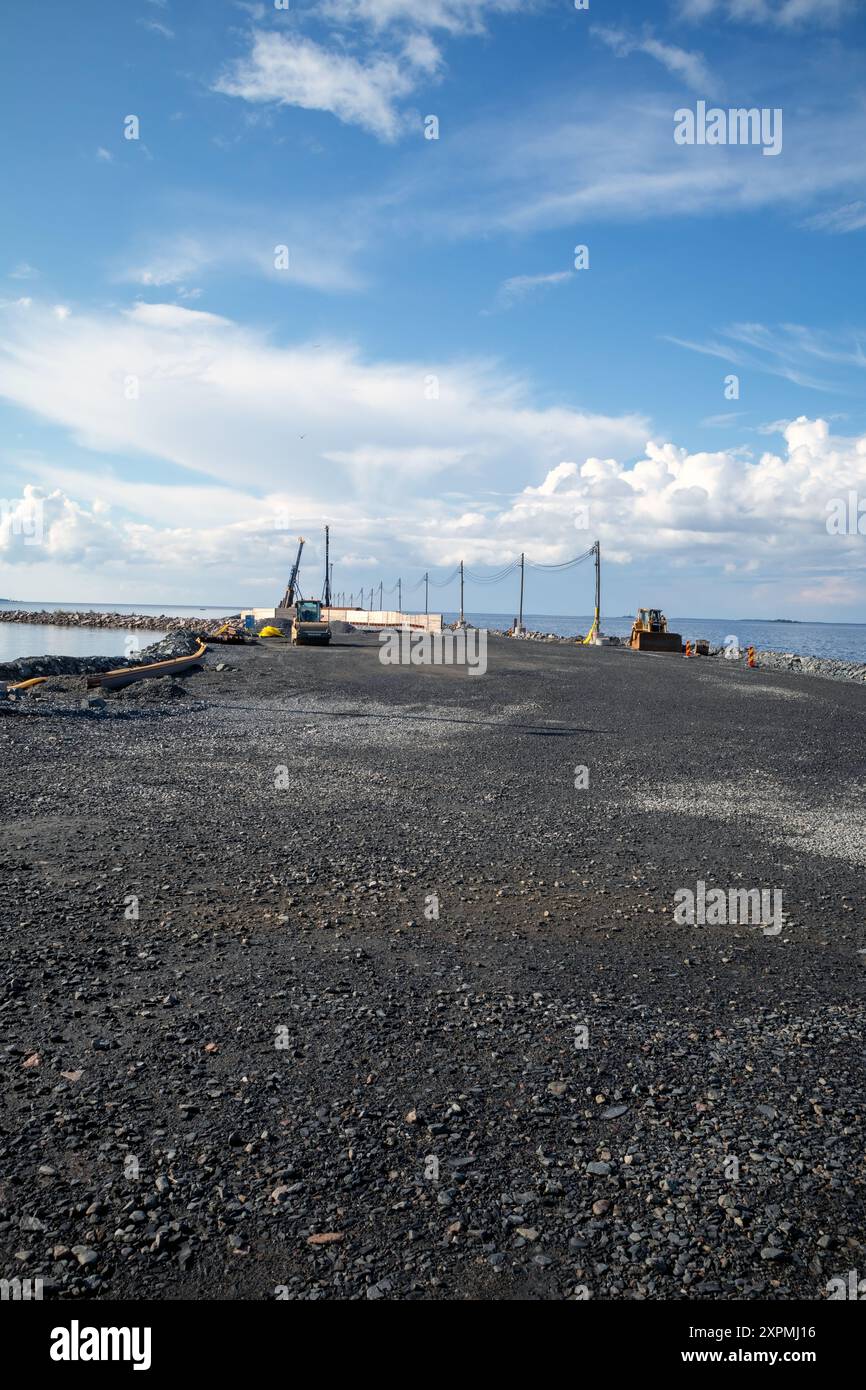 Straßenbaustelle über das Meer nach Hailuoto, Oulu Finnland Stockfoto