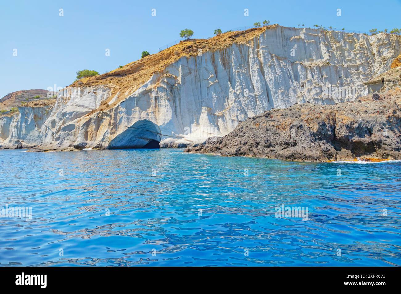 Milos Insel Südküste Felsformationen, Kleftiko, Milos Insel, Kykladen Inseln, Griechenland Stockfoto
