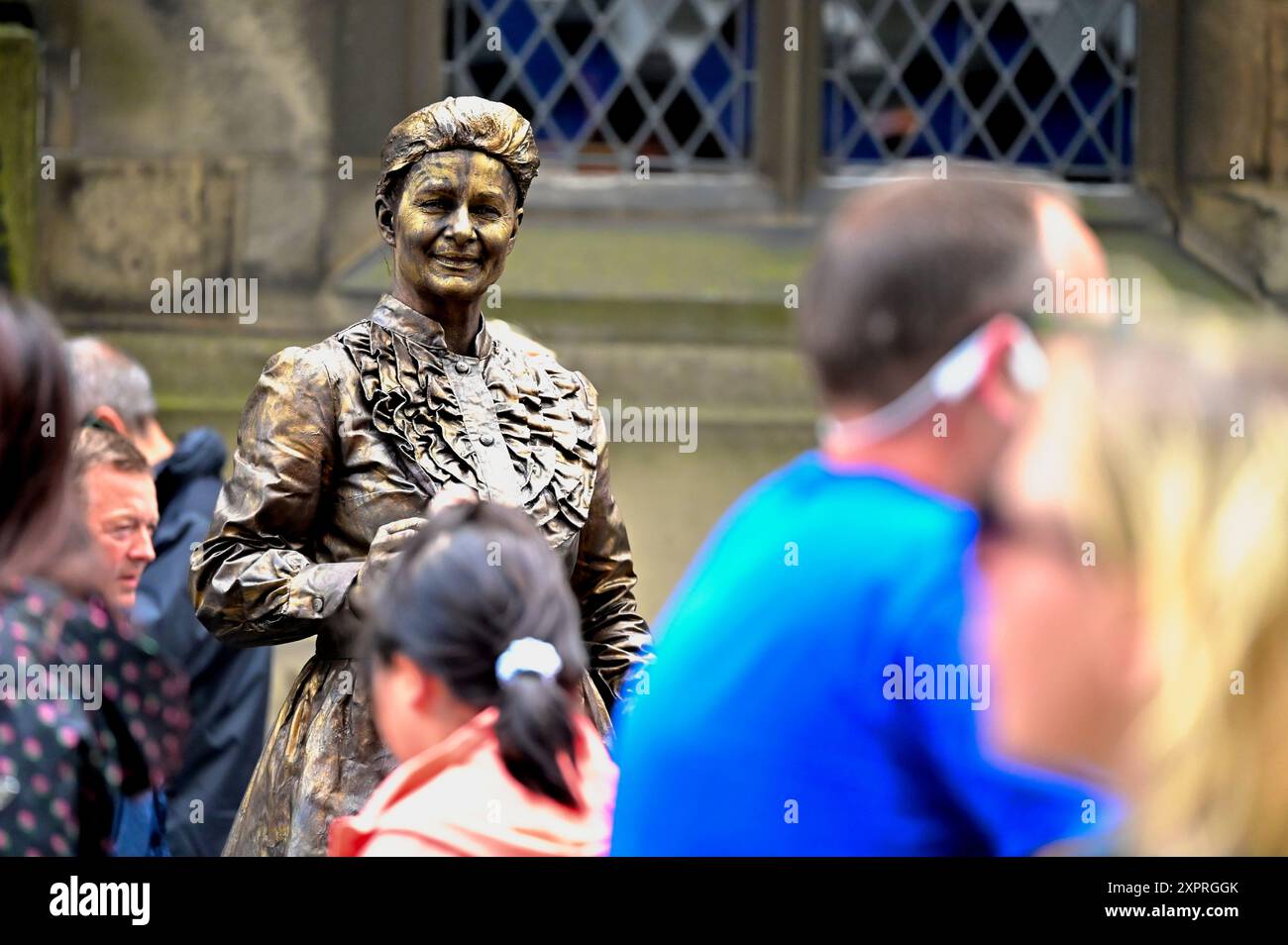 Edinburgh, Schottland. Mittwoch, 7. August 2024. Ein lebendiger Statuenkünstler auf der EdinburghÕs High St (Royal Mile) während des Edinburgh Fringe Festivals. Kredit: Brian D Anderson Kredit: Brian Anderson/Alamy Live News Stockfoto