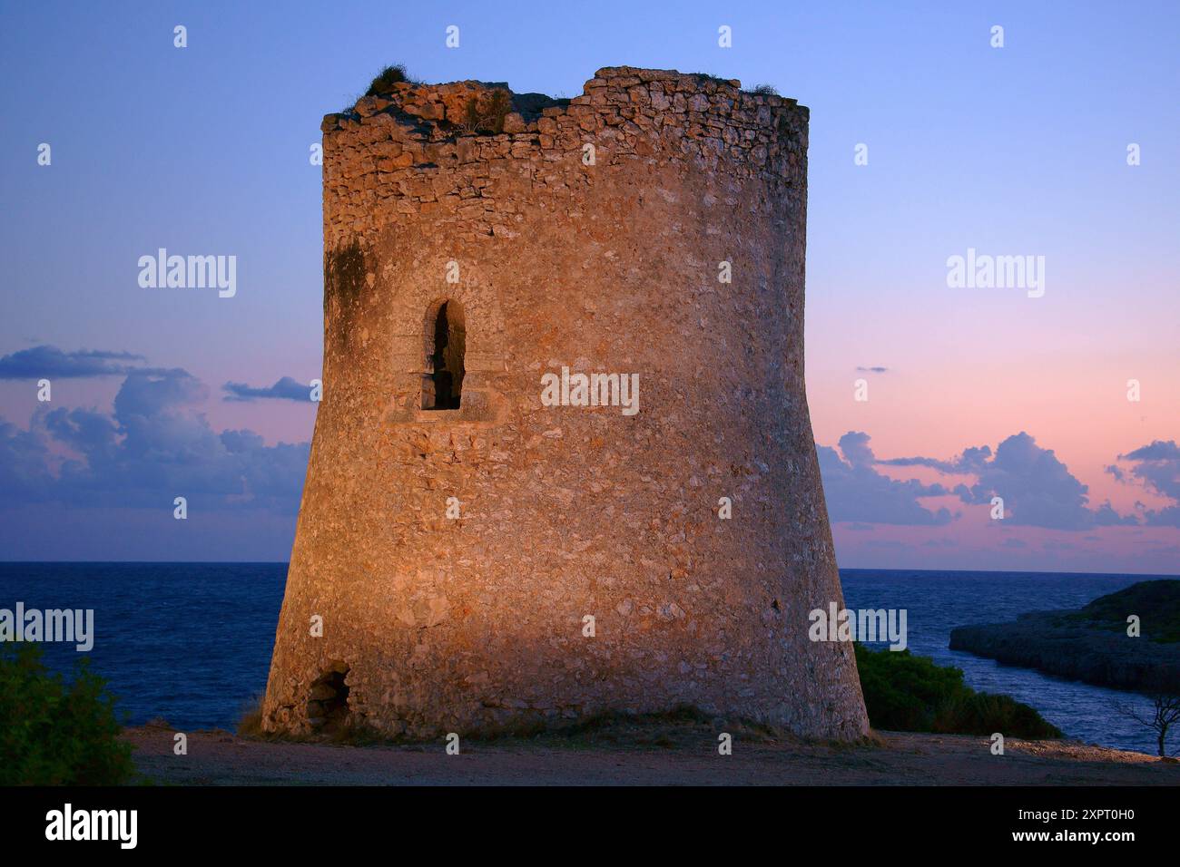 Torre de Cala Pi XVI-XVII century Llucmajor Mallorca, Balearic Islands, Spain Stockfoto