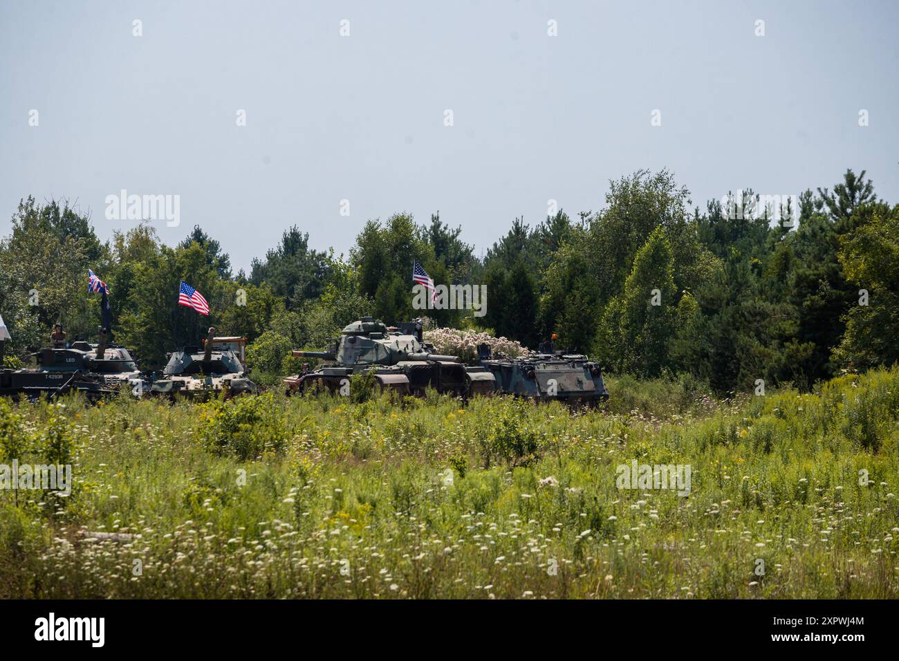 n Panzer auf dem Schlachtfeld. Aquino Tank Weekend - historische Militärshow 07.28.2024 - Oshawa, Ontario, Kanada Stockfoto