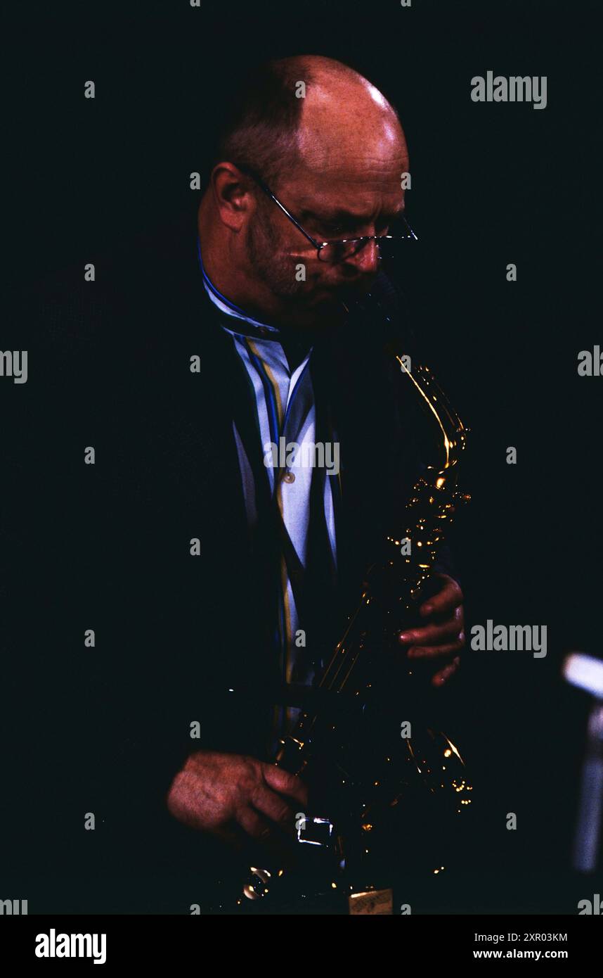 Jazz fest Berlin, Philharmonie, 1986, Gerd Dudek, deutscher Jazzsaxophonist, Auftritt mit Globe Unity Orchestra Stockfoto