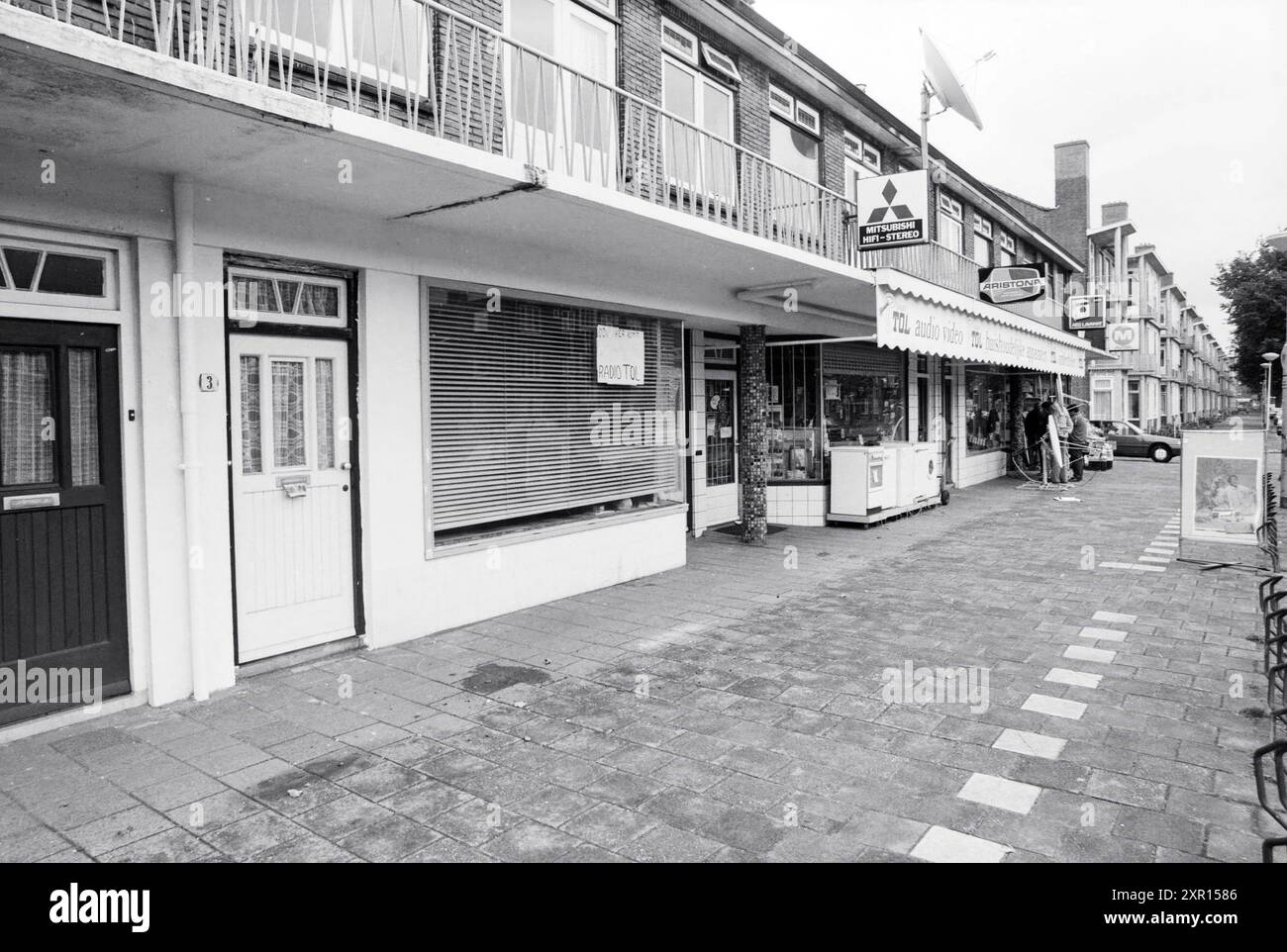 Radio toll Extension, Radio, 02-08-1989, Whizgle Dutch News: Historical Images Tailored for the Future. Erkunden Sie die Vergangenheit der Niederlande mit modernen Perspektiven durch Bilder von niederländischen Agenturen. Verbinden der Ereignisse von gestern mit den Erkenntnissen von morgen. Begeben Sie sich auf eine zeitlose Reise mit Geschichten, die unsere Zukunft prägen. Stockfoto