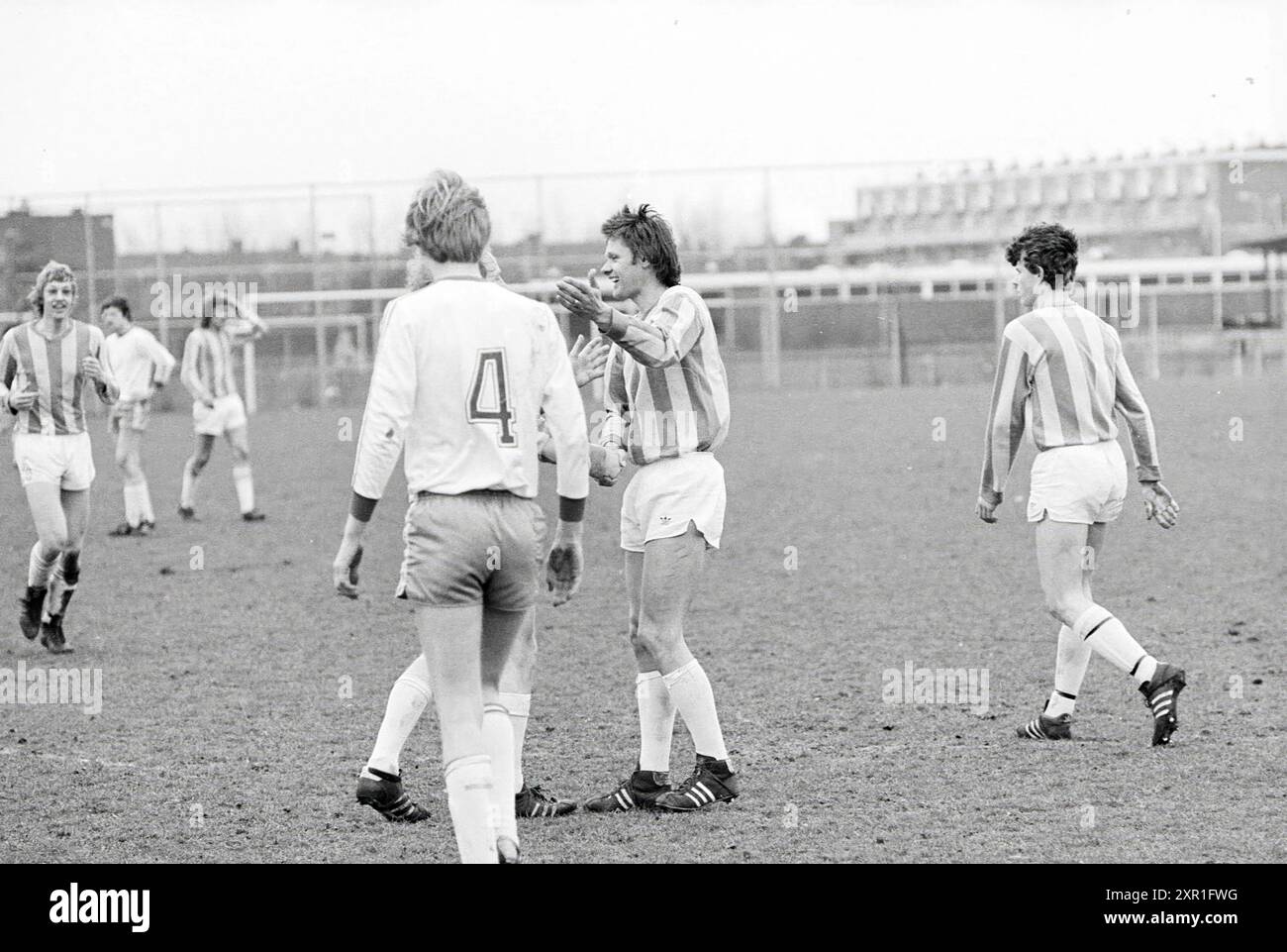 Fußball, 00-00-1978, Whizgle Dutch News: Historische Bilder für die Zukunft. Erkunden Sie die Vergangenheit der Niederlande mit modernen Perspektiven durch Bilder von niederländischen Agenturen. Verbinden der Ereignisse von gestern mit den Erkenntnissen von morgen. Begeben Sie sich auf eine zeitlose Reise mit Geschichten, die unsere Zukunft prägen. Stockfoto