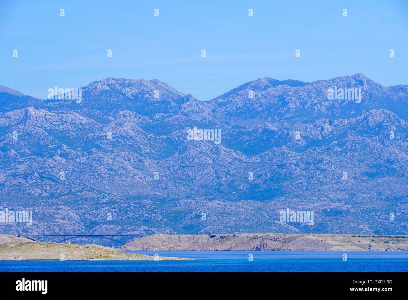 Blick auf Velebit und Adria Stockfoto