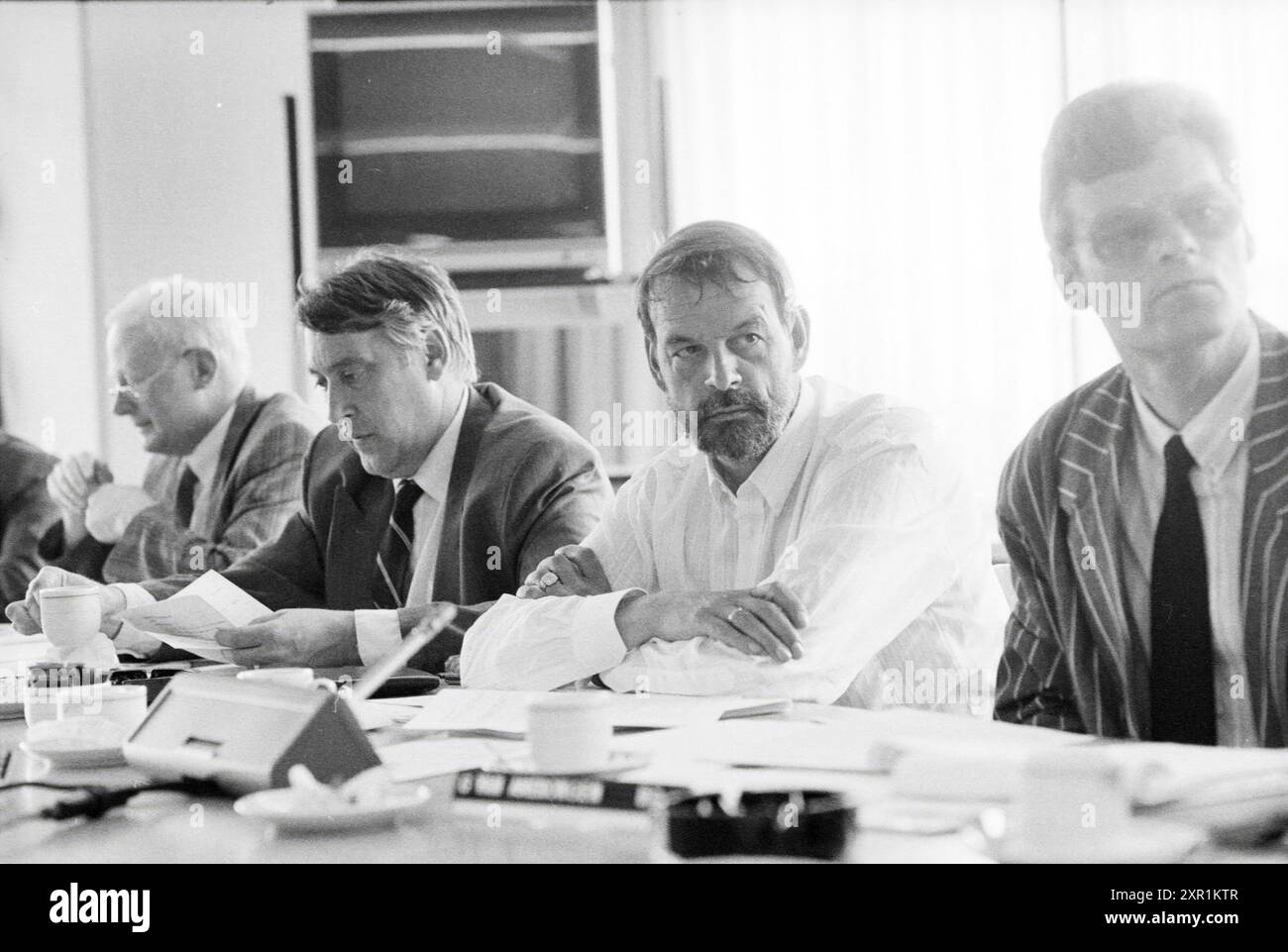 C.O.R. FNV Meeting, Whizgle Dutch News: Historical Images Tailored for the Future. Erkunden Sie die Vergangenheit der Niederlande mit modernen Perspektiven durch Bilder von niederländischen Agenturen. Verbinden der Ereignisse von gestern mit den Erkenntnissen von morgen. Begeben Sie sich auf eine zeitlose Reise mit Geschichten, die unsere Zukunft prägen. Stockfoto