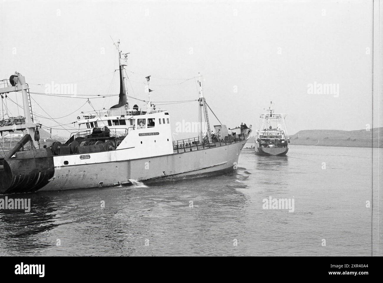 Deparation of Heringsflotte, IJm., Schiffe, 19.05.1976, Whizgle Dutch News: Historische Bilder für die Zukunft. Erkunden Sie die Vergangenheit der Niederlande mit modernen Perspektiven durch Bilder von niederländischen Agenturen. Verbinden der Ereignisse von gestern mit den Erkenntnissen von morgen. Begeben Sie sich auf eine zeitlose Reise mit Geschichten, die unsere Zukunft prägen. Stockfoto