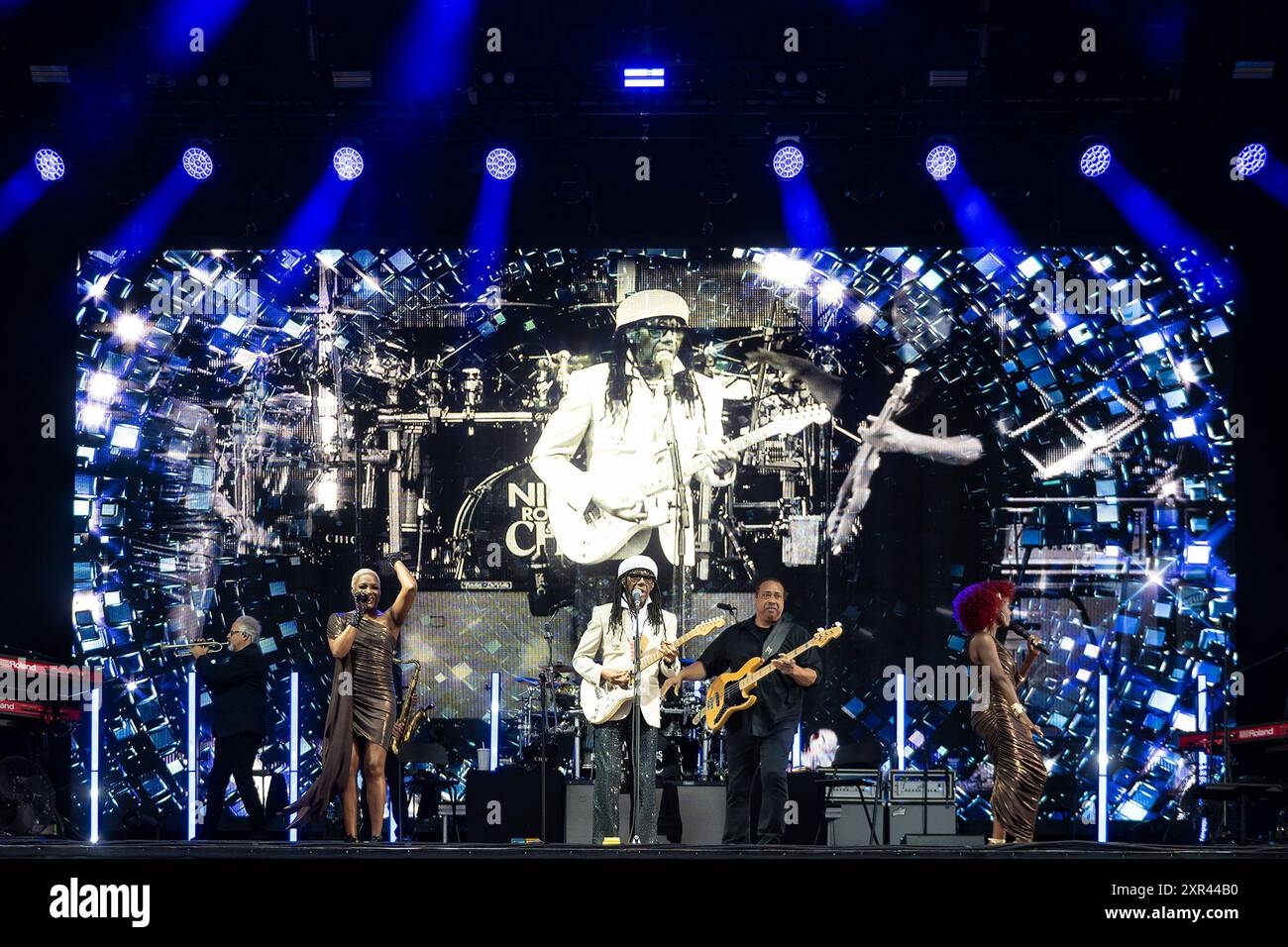 BEDFORD, ENGLAND: Nile Rodgers und Chic treten im Bedford Park auf. Mit: Nile Rodgers, Bernard Edwards Wo: London, Großbritannien Wann: 07. Juli 2024 Credit: Neil Lupin/WENN Stockfoto