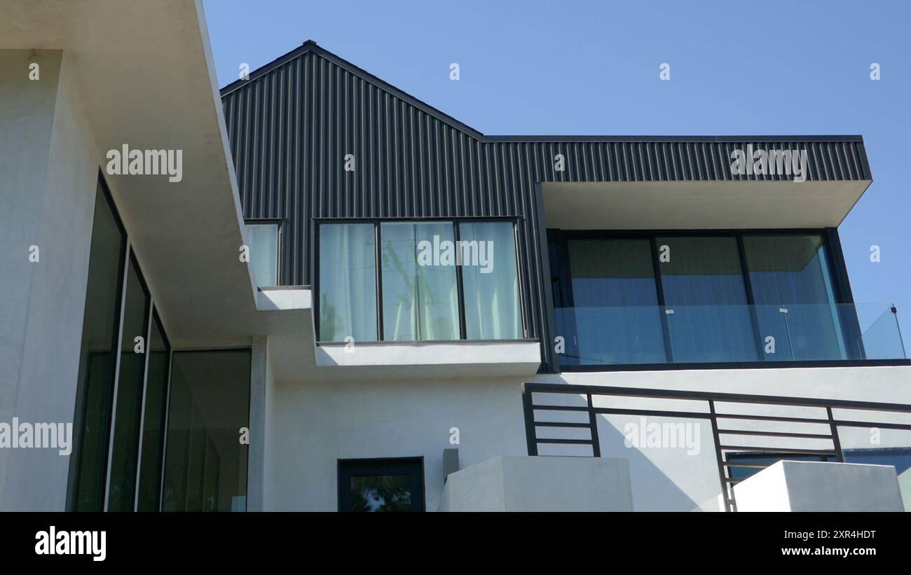 Los Angeles, Kalifornien, USA 6. August 2024 Schauspielerin Carol Channing ehemaliges Zuhause am 9301 Flicker Way in Hollywood Hills am 6. August 2024 in Los Angeles, Kalifornien, USA. Foto: Barry King/Alamy Stock Photo Stockfoto