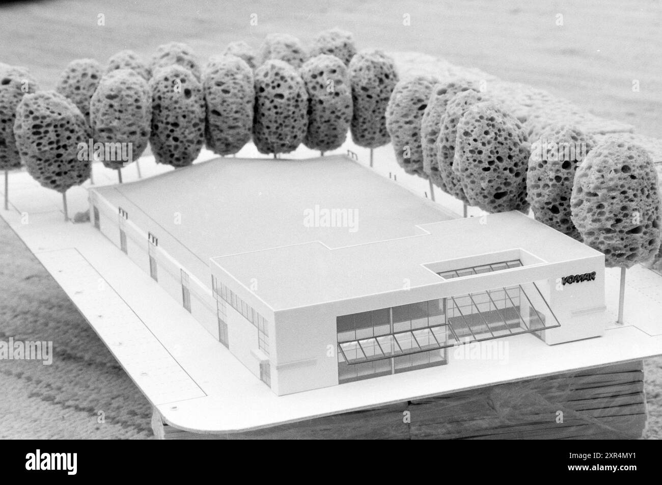 Modell für IJmuiden, Modell, IJmuiden, Niederlande, 08-12-1987, Whizgle Dutch News: historische Bilder für die Zukunft. Erkunden Sie die Vergangenheit der Niederlande mit modernen Perspektiven durch Bilder von niederländischen Agenturen. Verbinden der Ereignisse von gestern mit den Erkenntnissen von morgen. Begeben Sie sich auf eine zeitlose Reise mit Geschichten, die unsere Zukunft prägen. Stockfoto