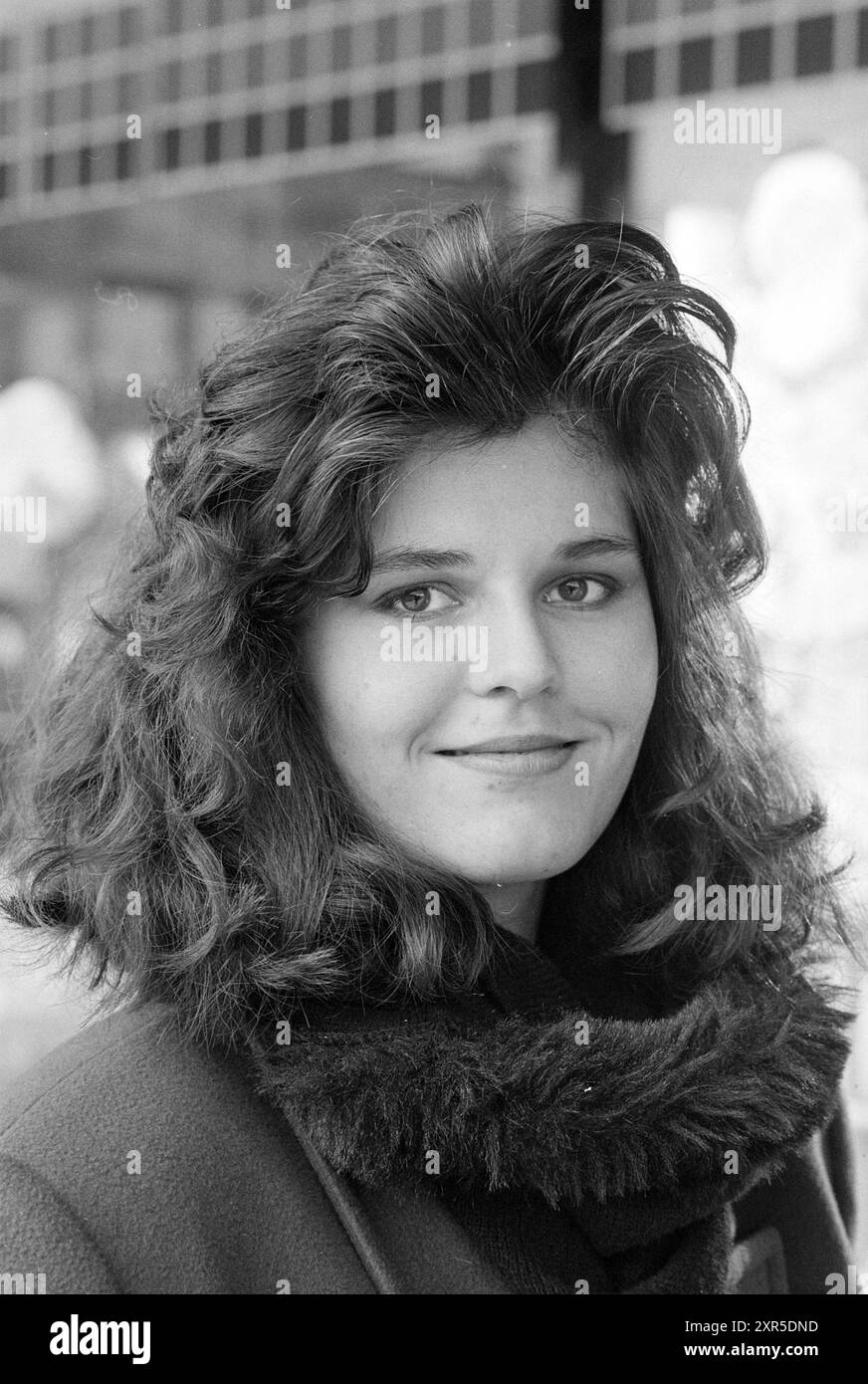 3 Portraits Talk of the Day IJmuiden, Portraits Talk of the Day, IJmuiden, Niederlande, 08-12-1987, Whizgle Dutch News: Historische Bilder zugeschnitten auf die Zukunft. Erkunden Sie die Vergangenheit der Niederlande mit modernen Perspektiven durch Bilder von niederländischen Agenturen. Verbinden der Ereignisse von gestern mit den Erkenntnissen von morgen. Begeben Sie sich auf eine zeitlose Reise mit Geschichten, die unsere Zukunft prägen. Stockfoto