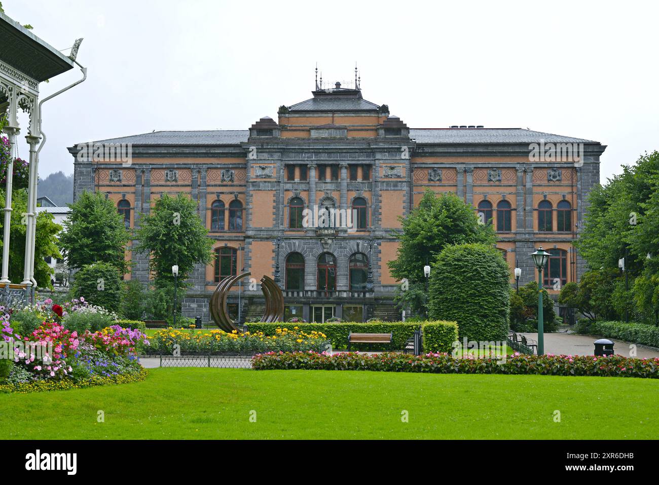 Das Westnorwegische Museum für Dekorative Kunst, auch bekannt als KODE 1, befindet sich im Zentrum von Bergen, Norwegen Stockfoto