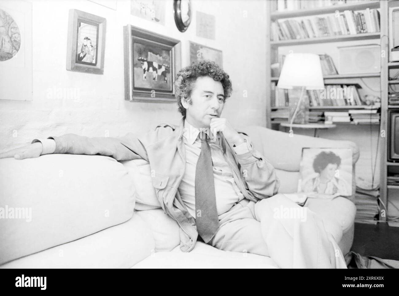 Porträt von Dr. Lens, H'lem, Doctors, Haarlem, Niederlande, 17-08-1979, Whizgle Dutch News: Historical Images Tailored for the Future. Erkunden Sie die Vergangenheit der Niederlande mit modernen Perspektiven durch Bilder von niederländischen Agenturen. Verbinden der Ereignisse von gestern mit den Erkenntnissen von morgen. Begeben Sie sich auf eine zeitlose Reise mit Geschichten, die unsere Zukunft prägen. Stockfoto