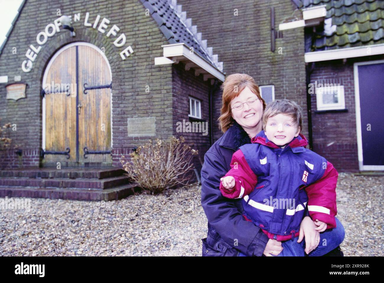 Frau Kommissarin. Fisherman, Lijnden, Lijnden, 23-01-2002, Whizgle Dutch News: Historical Images Tailored for the Future. Erkunden Sie die Vergangenheit der Niederlande mit modernen Perspektiven durch Bilder von niederländischen Agenturen. Verbinden der Ereignisse von gestern mit den Erkenntnissen von morgen. Begeben Sie sich auf eine zeitlose Reise mit Geschichten, die unsere Zukunft prägen. Stockfoto