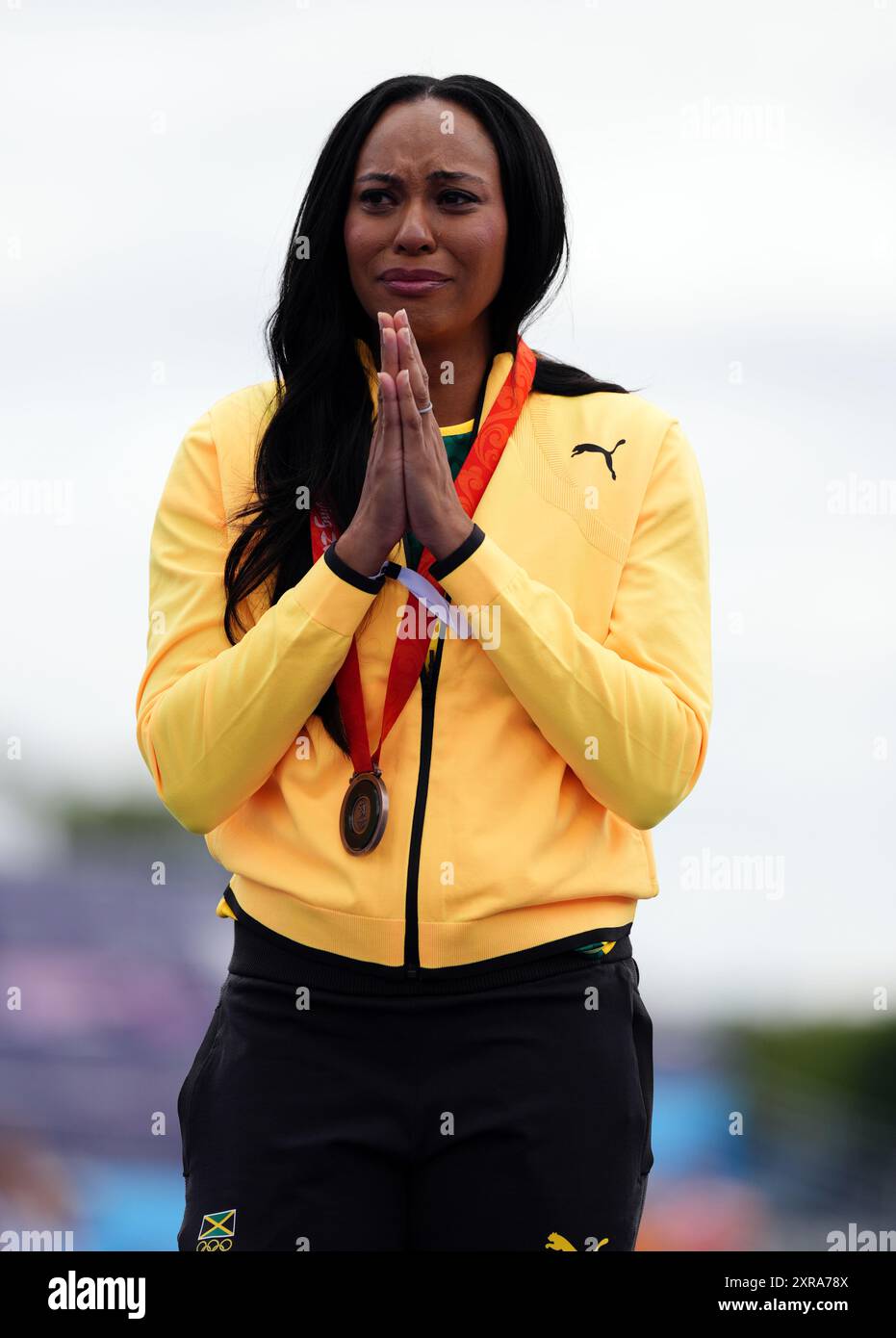 Chelsea Hammond-Ross erhält ihre neu zugeteilte Olympische Bronzemedaille der Olympischen Spiele 2008 in Peking im Trocadéro-Champions Park, am vierzehnten Tag der Olympischen Spiele 2024 in Frankreich. Bilddatum: Freitag, 9. August 2024. Stockfoto