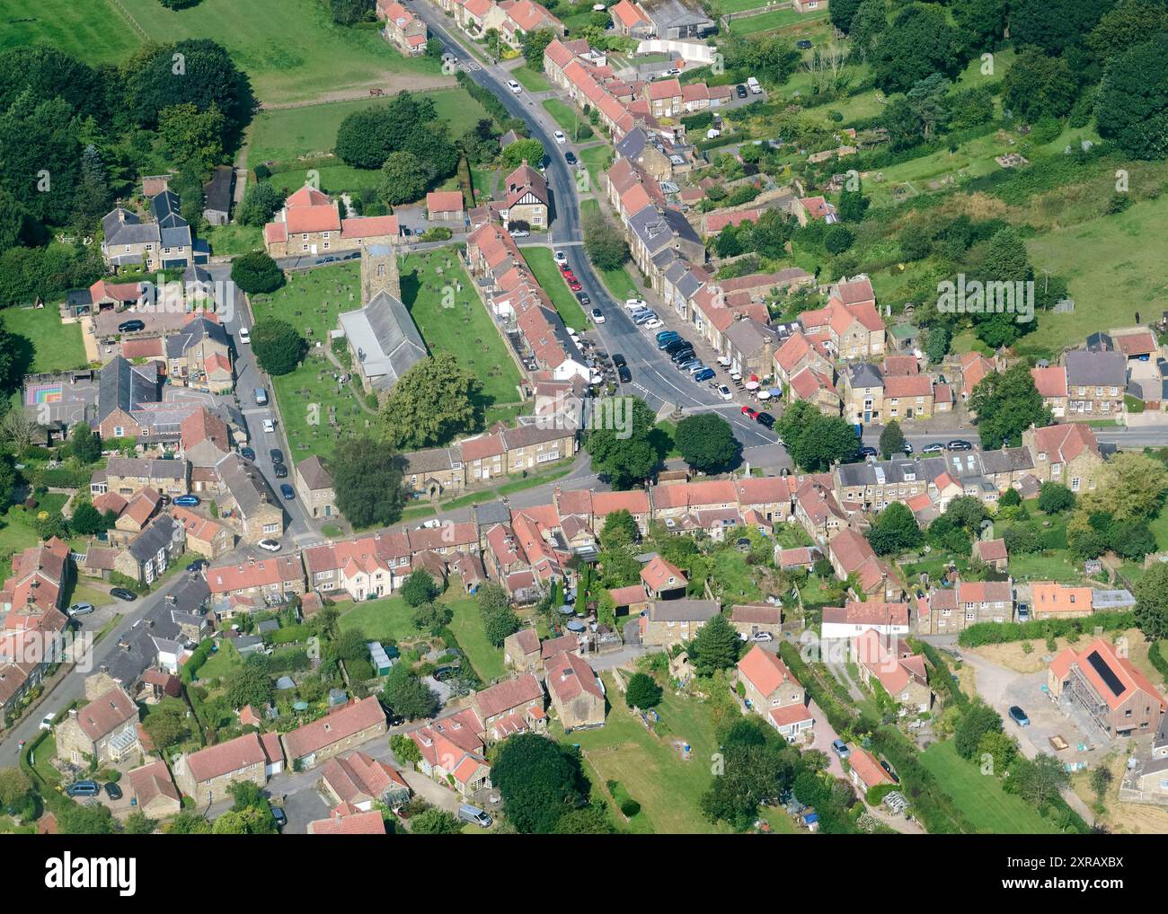 Eine Drohnenaufnahme aus dem North Yorkshire Village in Osmotherley, Nordengland, Großbritannien Stockfoto