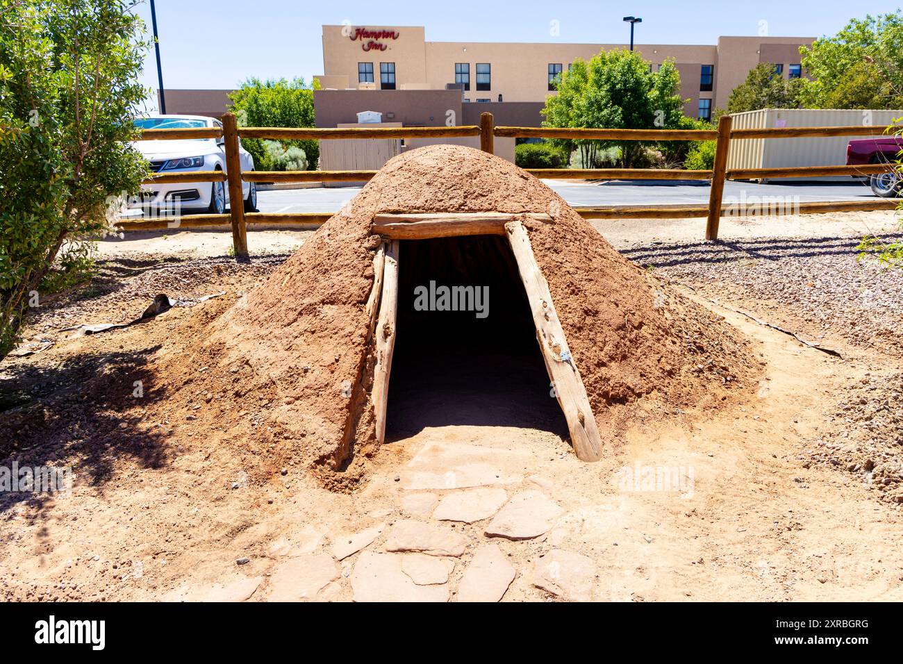 Navajo Sweat Lodge für Sauna in Wüstengebieten, Navajo Shadehouse Museum, Arizona, USA Stockfoto