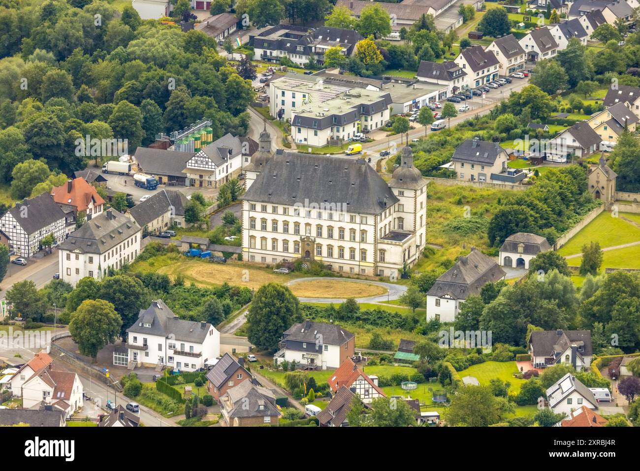 Luftbild, ehemaliges Deutschordenskommendes Mülheim Schloss, Sichtigvor, Warstein, Sauerland, Nordrhein-Westfalen, Deutschland ACHTUNGxMINDESTHONORARx60xEURO *** Luftansicht, ehemaliges Deutschordenskommenes Schloss Mülheim, Sichtigvor, Warstein, Sauerland, Nordrhein-Westfalen, Deutschland ACHTUNGxMINDESTHONORARx60xEURO Stockfoto