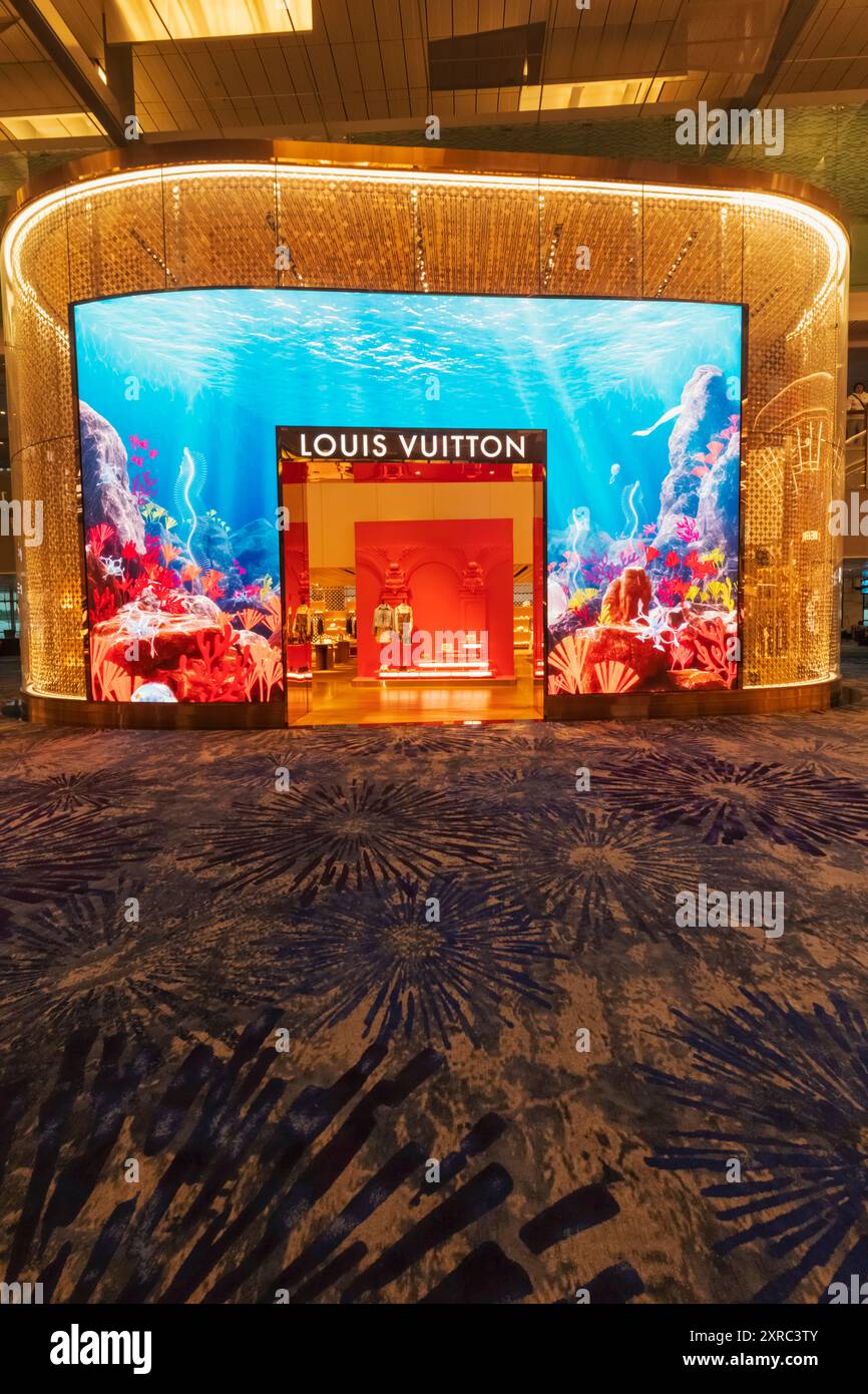 Asien, Singapur, Flughafen Changi, Louis Vuitton Store Stockfoto