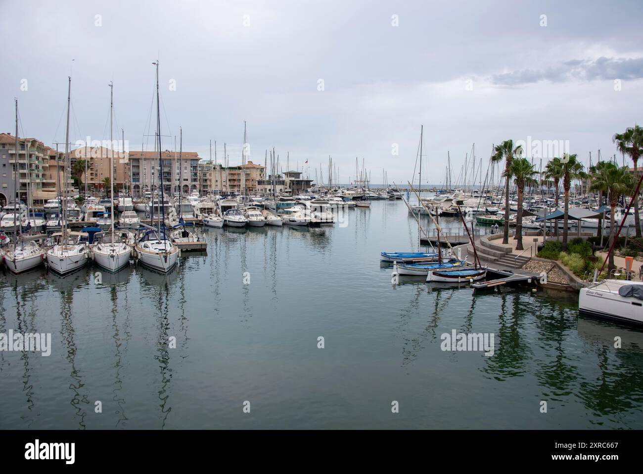 Segelboote, Yachten, Hafen von Frejus an der Cote d'Azur, Frankreich Stockfoto