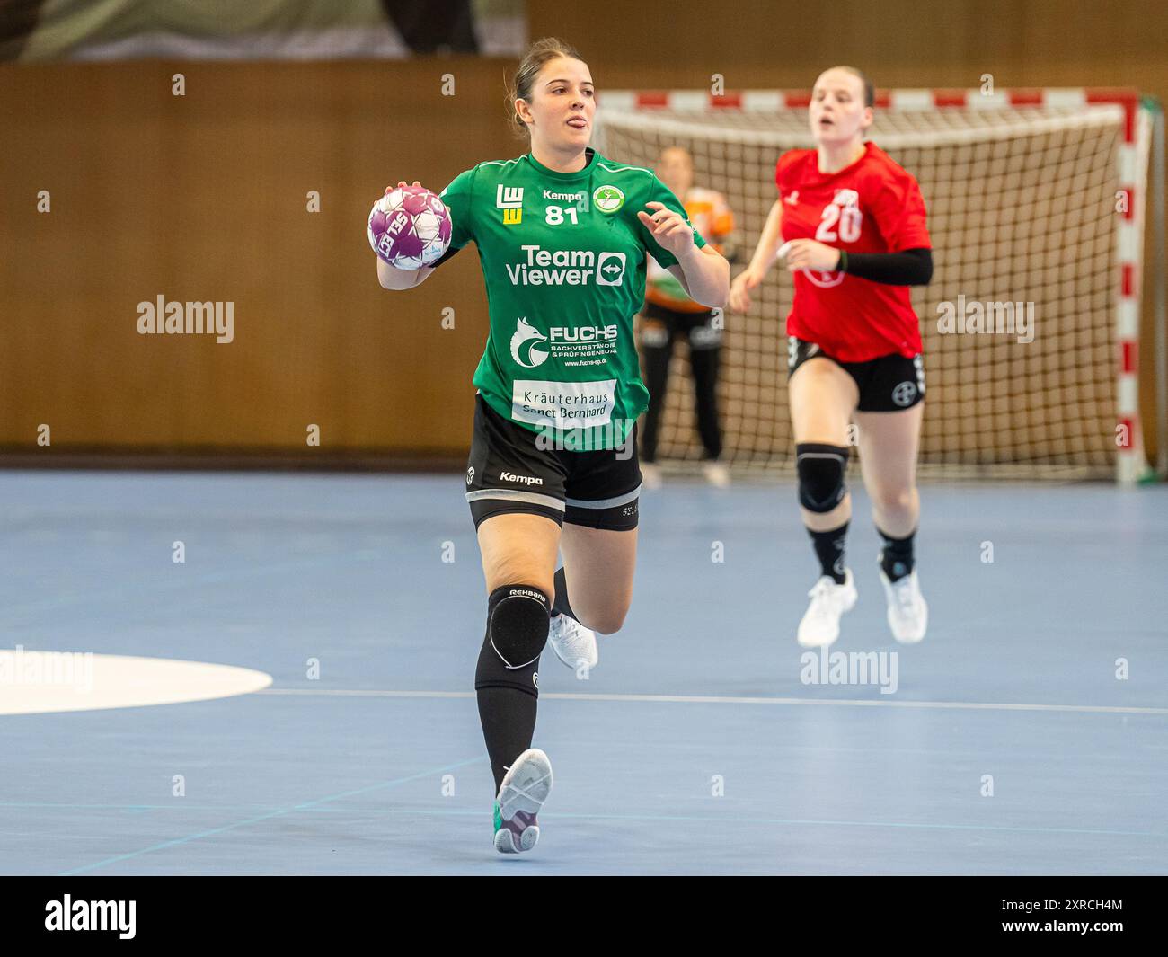 Lea Neubrander (frisch auf Frauen, #81) am Ball, TSV Bayer 04 Leverkusen vs. Frisch auf Goeppingen, Handball, Frauen, 38. Stadtwerke Cup, 09.08.2024 EIBNER/Michael Schmidt Stockfoto