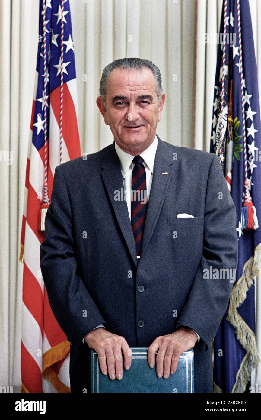 US-Präsident Lyndon Johnson, halblanges Porträt, Oval Office, Weißes Haus, Washington, D.C., USA, Yoichi Okamoto, 9. Januar 1969 Stockfoto