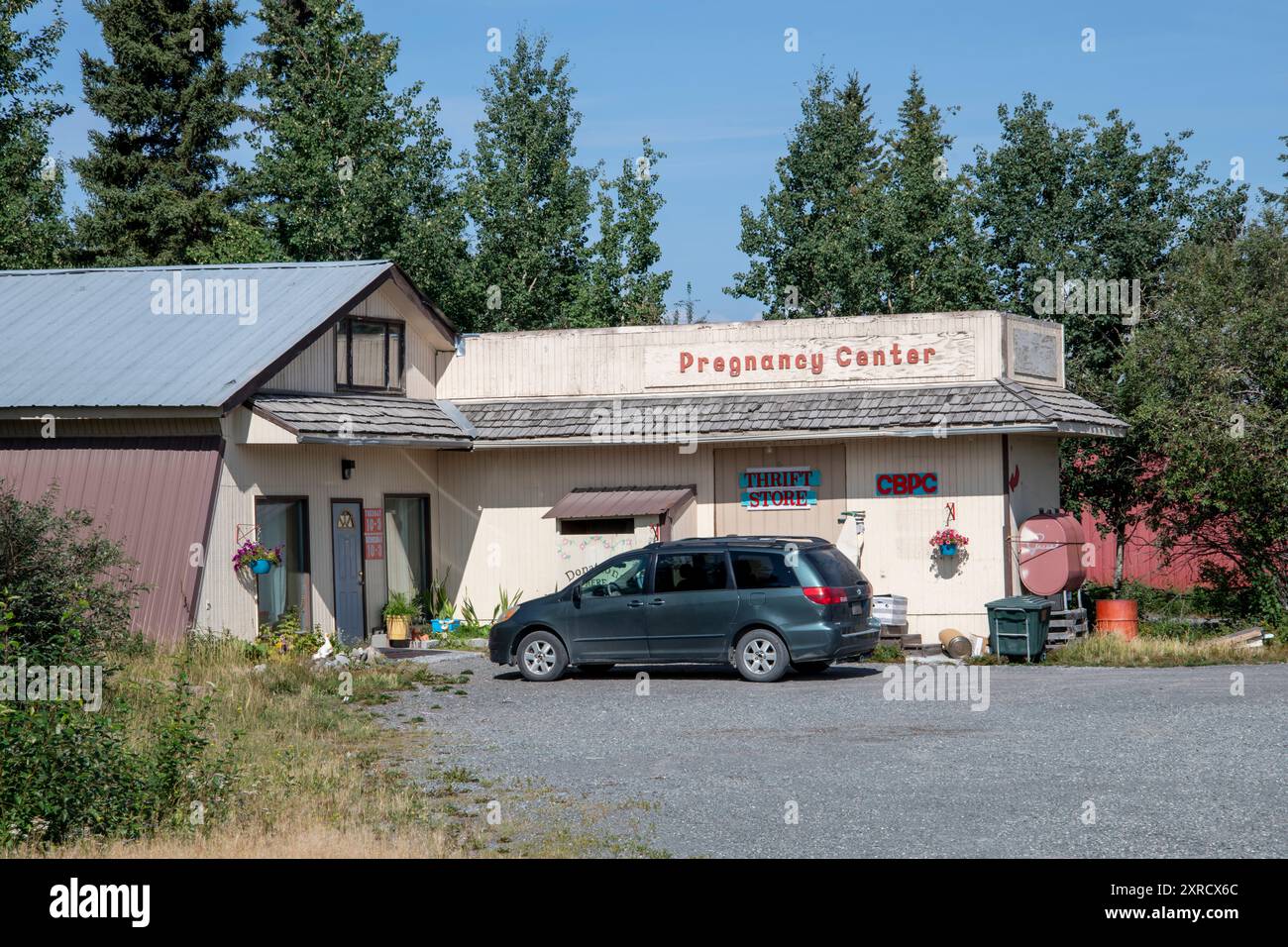 Glennallen, Alaska. Das Copper Basin Schwangerschaftszentrum ist eine gemeinnützige, nicht-medizinische Agentur und bietet Schwangerschaftstests und wichtige Babyzubehör an. Stockfoto