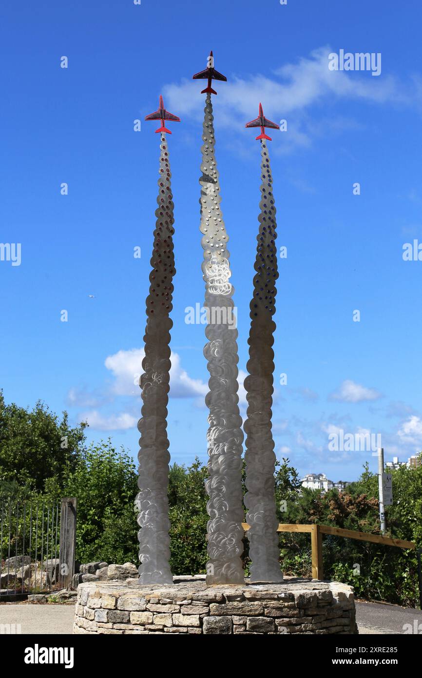 Red Arrows Sculpture, East Cliff, Bournemouth, Dorset, England, Großbritannien, Großbritannien, Großbritannien, Europa Stockfoto