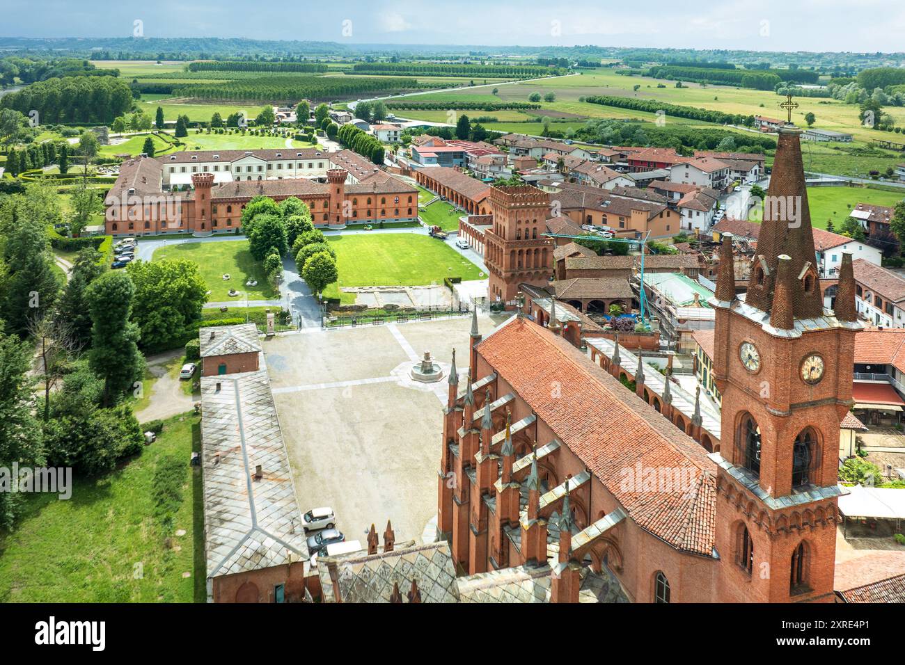 Das Schloss von Pollenzo im Piemont, Italien, ist eine der königlichen Residenzen der Savoyer Familie heute beherbergt der Komplex den Sitz der Universität Stockfoto