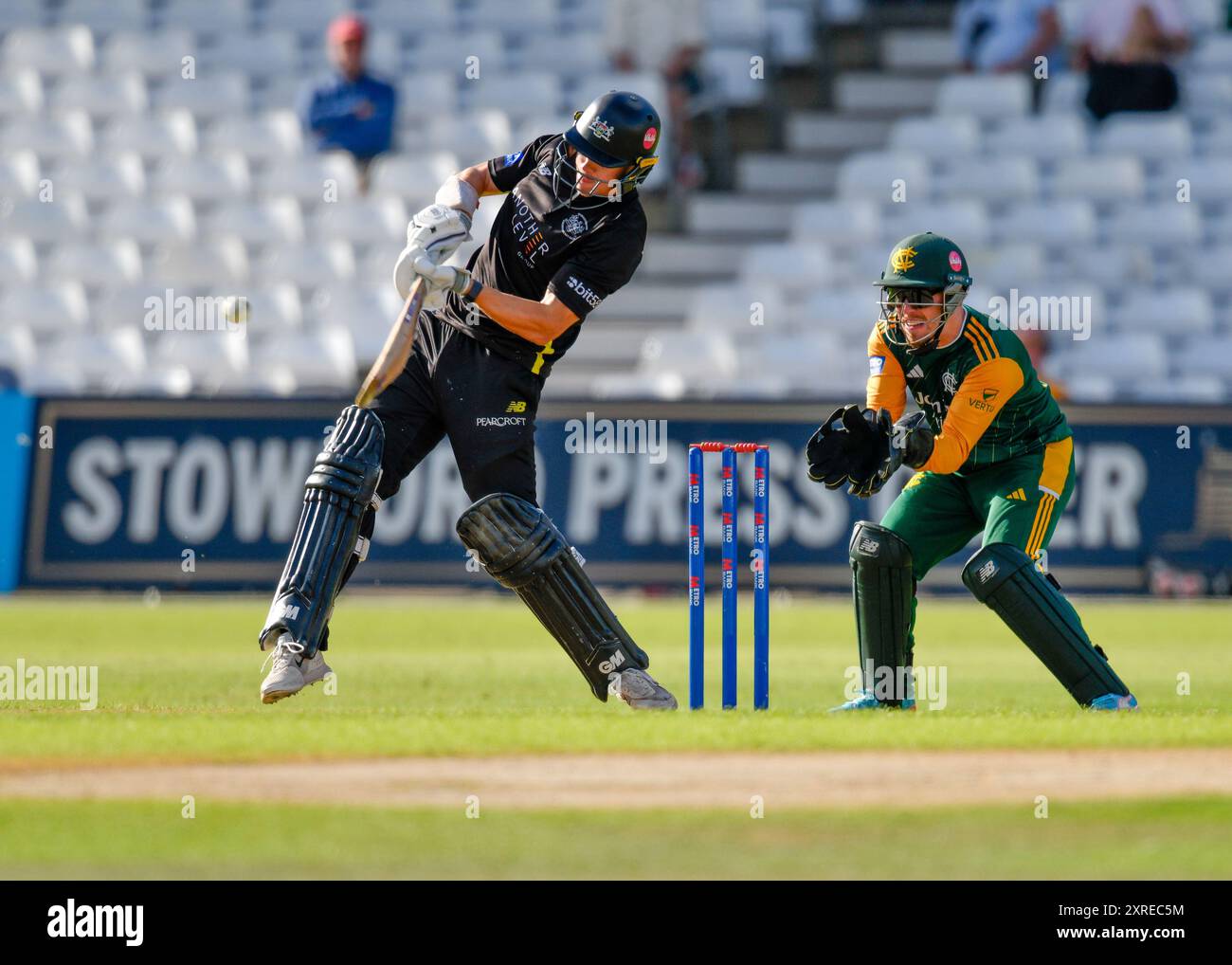 Nottingham, Vereinigtes Königreich 9. August 2024. Nottingham Outlaws / Gloucestershire CCC. Bild: Ben CHARLESWORTH von Gloucestershire CCC Batting während des Royal London One-Day Cup Gruppe B Matches Nottinghamshire gegen Gloucestershire in Trent Bridge, Nottingham, Vereinigtes Königreich, 9. August 2024. Quelle: Mark Dunn/Alamy Live News. Stockfoto