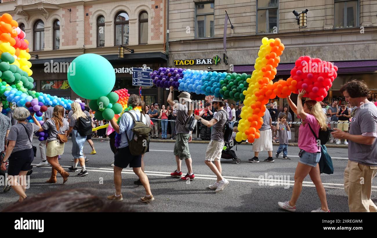 Stockholm, Schweden, 3. August 2024. Homosexueller-Stolz. Ein Blick auf die Parade im Stadtzentrum. Stockfoto