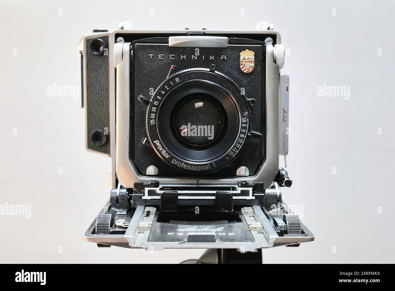 Linhof 4x5 Faltkamera, Stillleben. Stockfoto