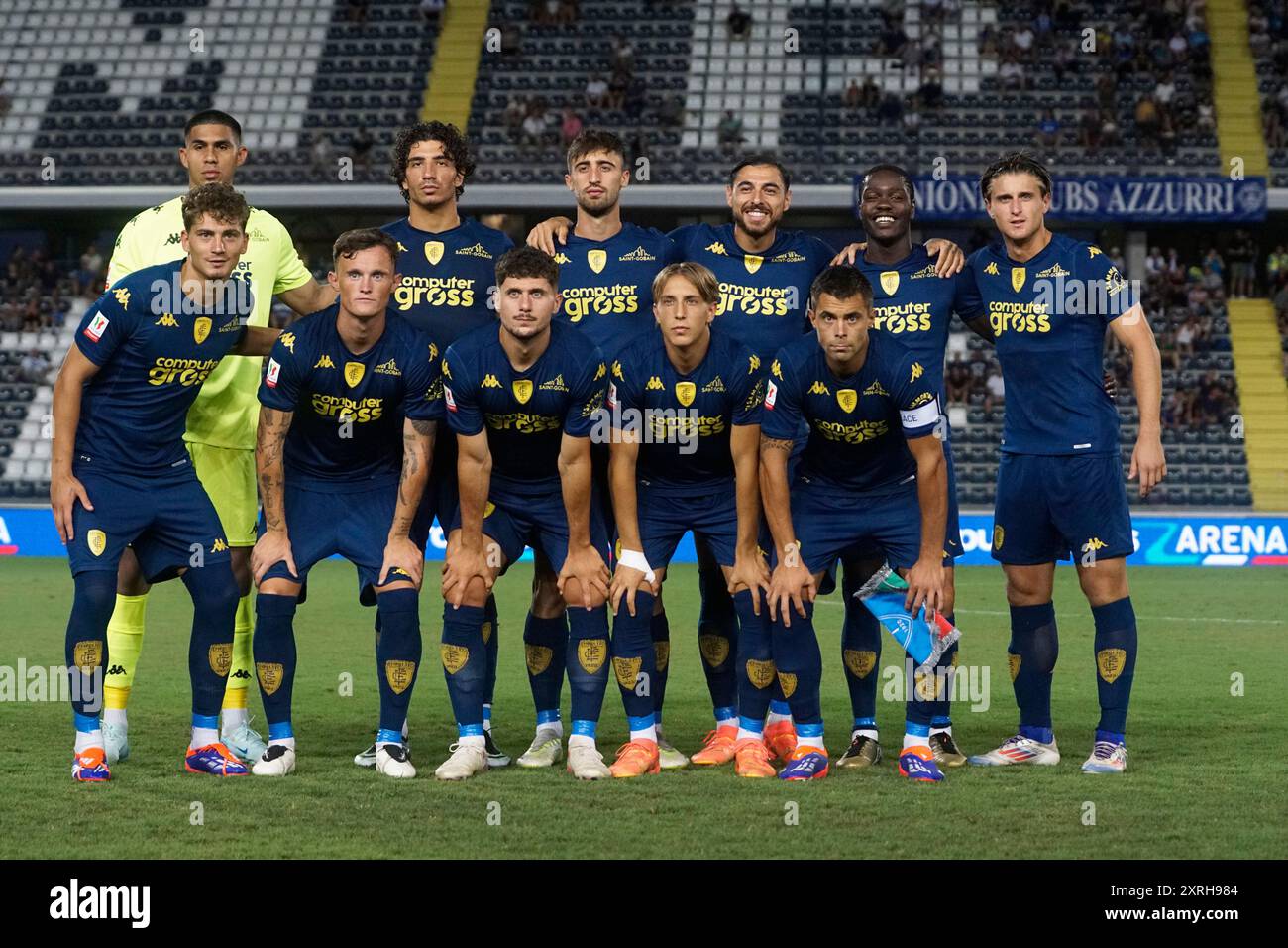 Empoli, Italien. August 2024. Empoli-Teams in Aktion während des italienischen Pokalspiels zwischen Empoli und Catanzaro in Empoli Carlo Castellani Stadium Computer Gross Arena, Samstag, 10. August 2024 Alessandro La Rocca/LaPresse Credit: LaPresse/Alamy Live News Stockfoto