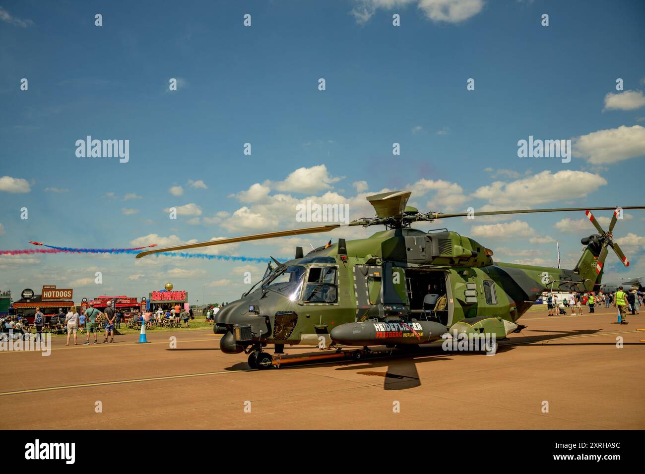 Kampfhubschrauber der Deutschen Armee NH90 bei der Royal International Air Tattoo auf statischer Anzeige Stockfoto