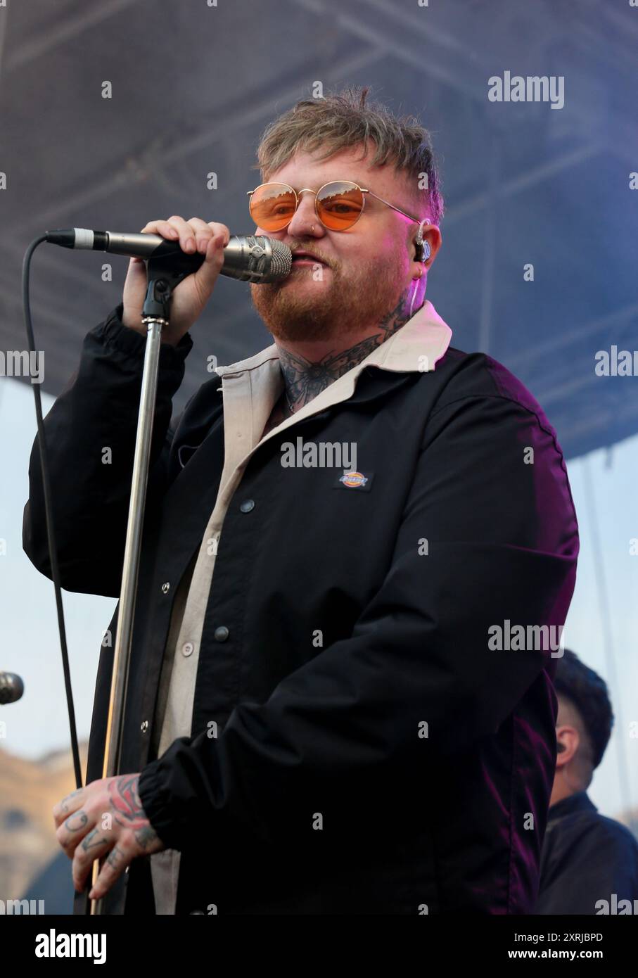 Rochdale, Großbritannien. August 2024. Die Lotteriegewinner treten beim Feelgood Festival auf. Es war ihr zweiter Auftritt auf dem Festival, der vor zehn Jahren hier auftrat. Rochdale, Großbritannien. Quelle: Barbara Cook/Alamy Live News Stockfoto