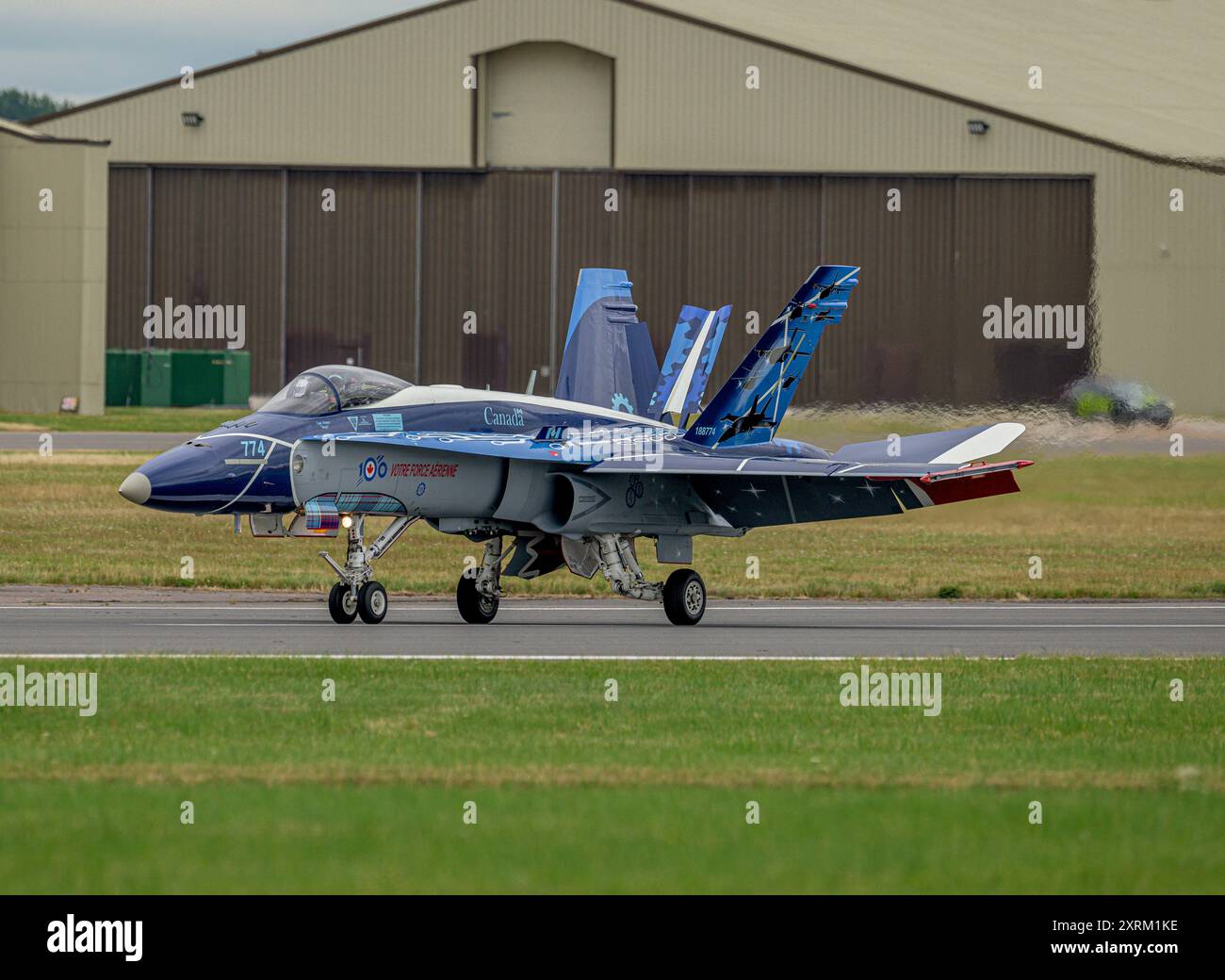 RCAF CF-18 Demonstrationsteam zeigt sich auf dem Royal International Air Tattoo Stockfoto