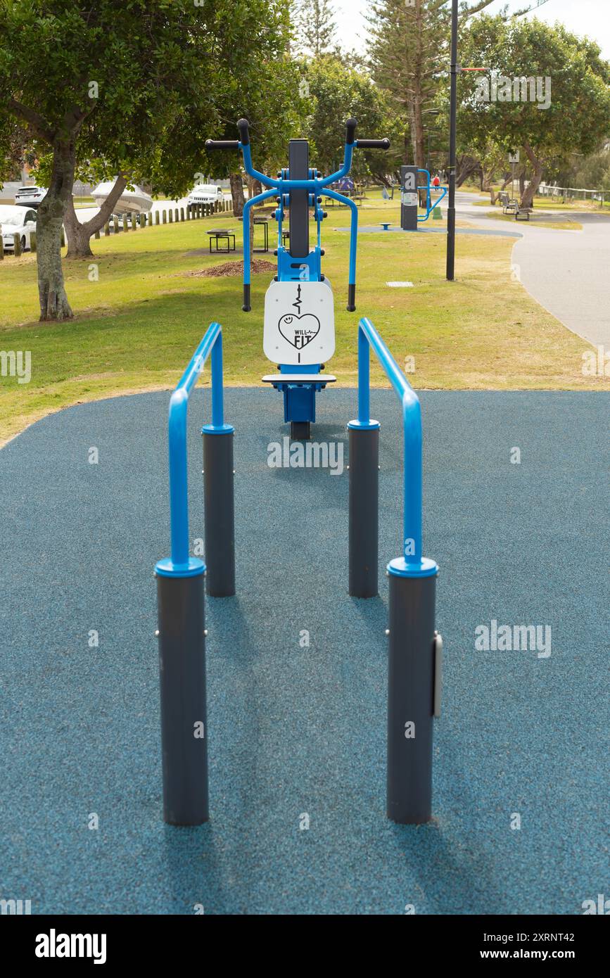 Die Ausrüstung wird vom lokalen rat in Paradise Point Esplanade, Gold Coast, Queensland, Australien, bereitgestellt Stockfoto