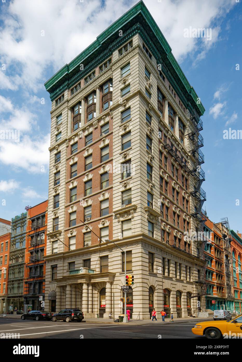 Das Borden House, 110 Hudson Street, Tribeca West Historic District, ist ein Beaux Arts Apartmentgebäude, das aus den 1904 Borden Offices umgebaut wurde. Stockfoto