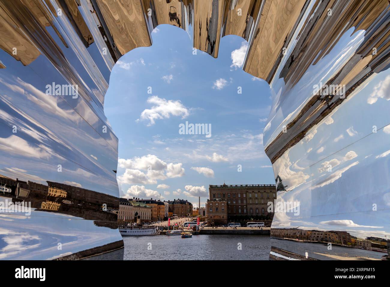 Bogenkäfig-ähnliche Skulptur des Künstlers Ai Weiwei aus dem Jahr 2017. Die Skulptur befindet sich vor dem Stockholmer Nationalmuseum. Schweden. Stockfoto