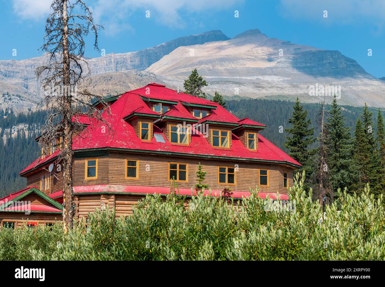 NUM Ti Jah Lodge am Bow Lake, Banff National Park, Kanada. Stockfoto