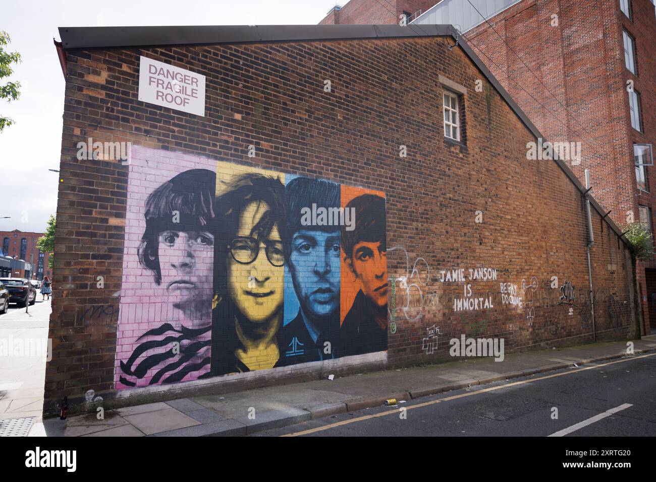 A General View (GV) of the Fab Four Mural on Watkinson Street, erstellt von John Culshaw aus Liverpool, im Baltic Triangle in Liverpo Stockfoto