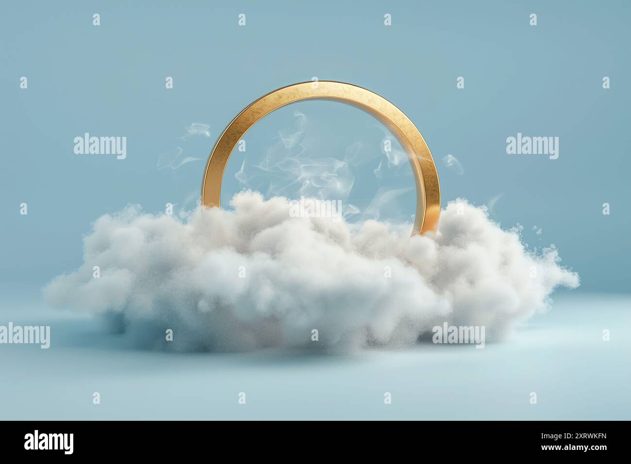 Goldener Ring mit Wolke und Regenbogen auf mystischem Hintergrund. Abstrakter Pastellhintergrund mit goldenem Ringbogen, traumhafte futuristische Atmosphäre. Stockfoto