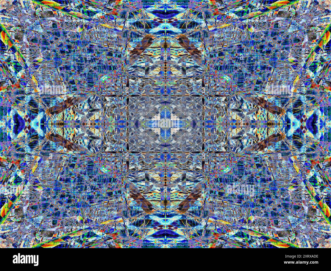 Radley ist ein kleines Dorf mit einer Hauptbahnstation, die es mit London, Oxford und den Midlands verbindet. Dies begann als Bild der Fußgängerbrücke über die Gleise, wobei der Wintersonnenaufgang warmes Licht und markante Schatten erzeugte. Aber dann wurde ich abenteuerlustig und verwandelte es in etwas farbenfrohes und abstrakteres, indem ich eine Kombination aus Photoshop-Techniken wie Bildfalten, Drehen, mehrschichtiges Überblenden, Transformationen und Verlaufskartierung nutzte. Ich hoffe, es gefällt dir! Stockfoto