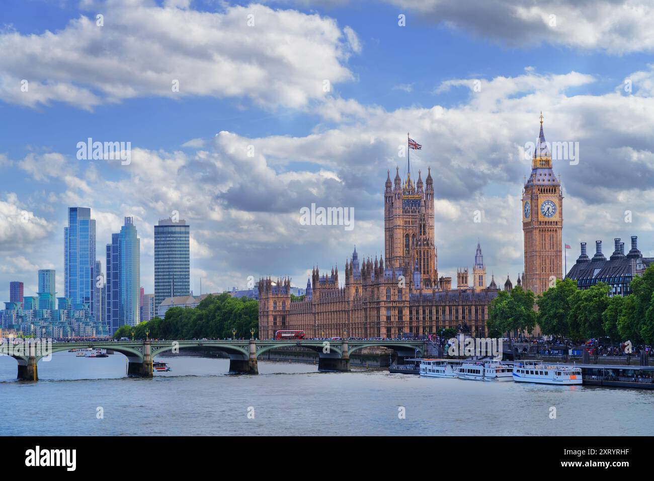 Skyline von London mit den Houses of Parliament und Big Ben, London, Großbritannien Stockfoto