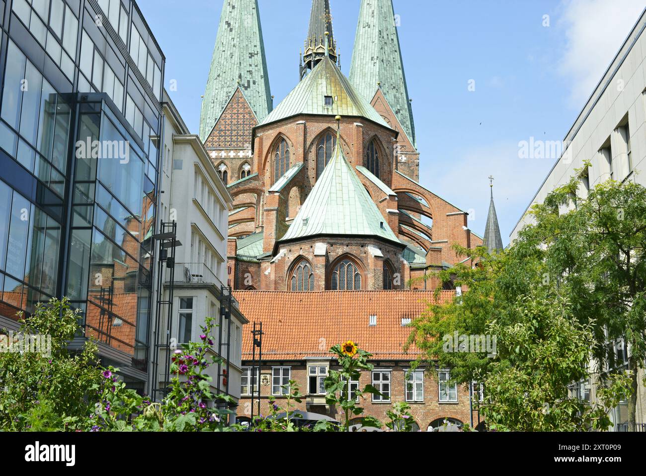 Die Marienkirche ist eine gotische lutherische Kirche in Lübeck. Stockfoto