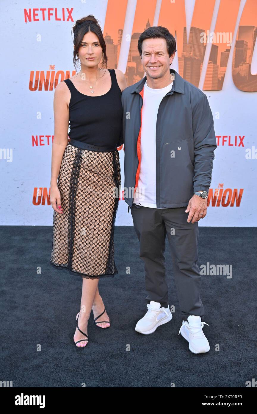 Hollywood, USA – 12. August 2024: Rhea Durham, Mark Wahlberg nimmt an der Premiere von Netflix's The Union Teil. Stockfoto