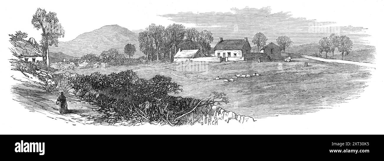 Skizzen aus Irland: Reilly's Farmhouse in Fartha, 1870. Das Bauernhaus von Reilly, auf das in der Nacht vor der Erschießung Crawfords geschossen wurde, liegt an einem Ort namens Fartha, an den extremen Grenzen des Countys, ganz in der Nähe von Cavan. Es steht auf dem Kamm eines niedrigen Hügels, mit zahlreichen Hütten und Bauernhäusern in Sicht, und einem beträchtlichen Moorgebiet in der unmittelbaren Nachbarschaft und inmitten eines hügeligen, kargen Viertels. Es ist jedoch ein komfortables, kleines Hotel, wie ein Landwirt von ein paar hundert Morgen besetzt, die Zimmer, die von tolerierbarer Größe sind, alle haben Boa Stockfoto