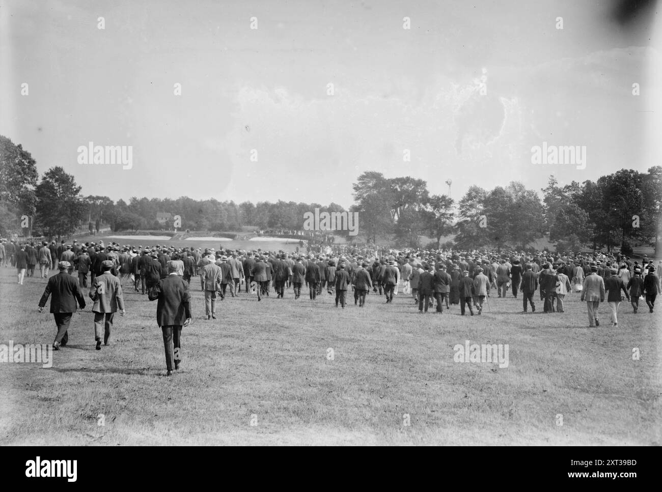 Gallery at Golf Match, 13.9.1913. Stockfoto