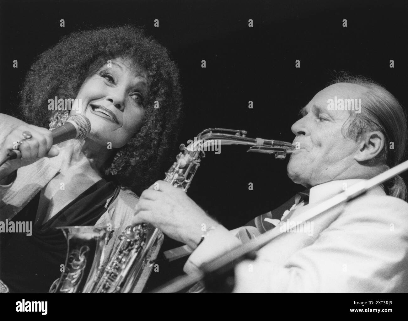 Cleo Laine und John Dankworth, Dankworth Generation Band, Brecon, 1995. Stockfoto