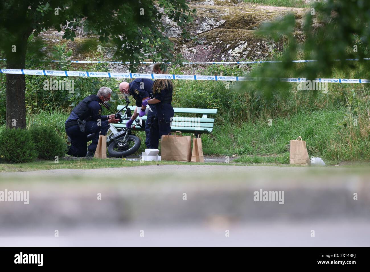 Eine Person wird nach einem mutmaßlichen Schießereignis in Berga, Linköping, Schweden, am Dienstagnachmittag verletzt. Stockfoto